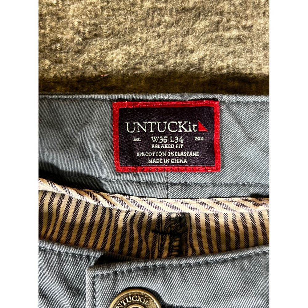 UNTUCKit Mens Relaxed Fit Chino Pants Slate Blue Cotton  W36 L34 - Picture 3 of 8
